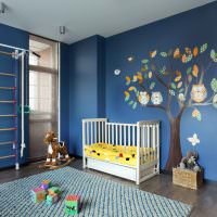 Декорирование стены детской комнаты аппликацией